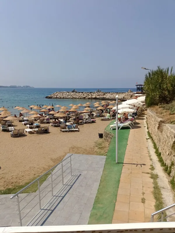 Kervansaray Halk Plajı